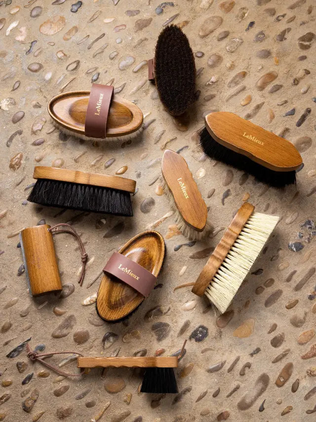 LeMieux Artisan Soft Finishing Brush