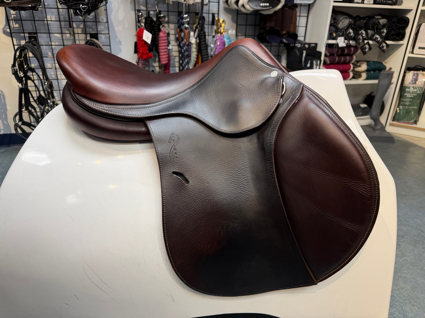 Used Antares Contact Jump Saddle