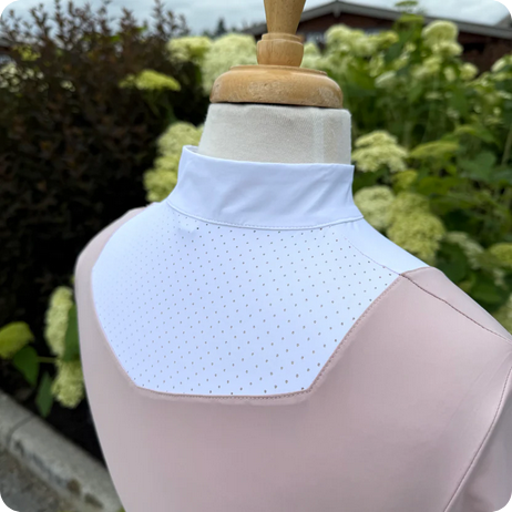Blissful Alma Short Sleeve Show Shirt