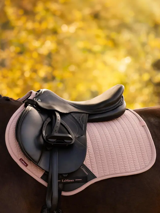 LeMieux Essence Close Contact Pad