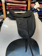 Load image into Gallery viewer, Consignment Wintec Isabell Dressage Saddle 17.5&quot;