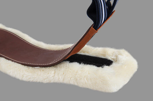 Antares Signature Hunter Anatomic Sheepskin Girth