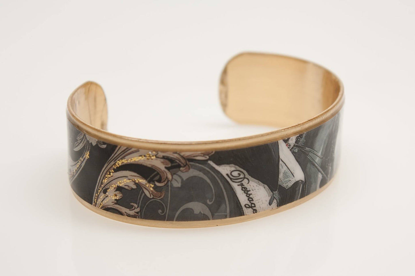 Loriece Acrylic Cuff